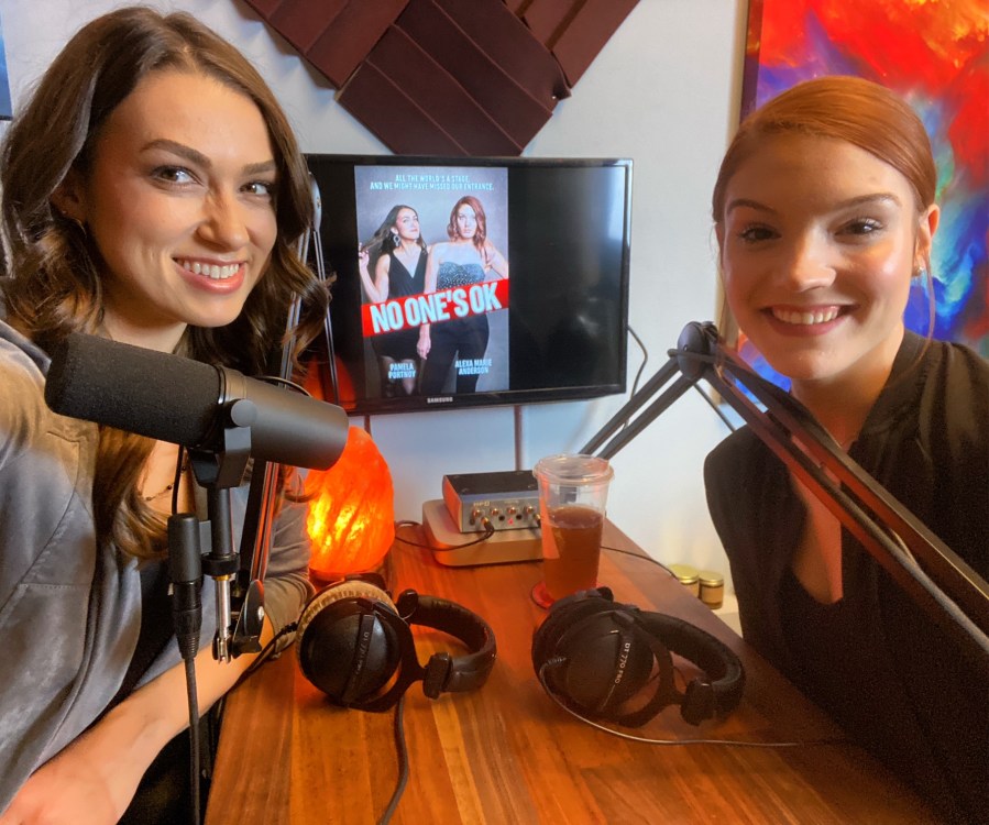 FD7ABE7B-4242-4F08-8640-C761843856B2