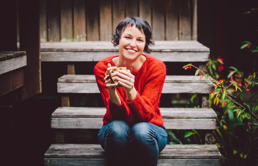 RW2 - tea on the steps