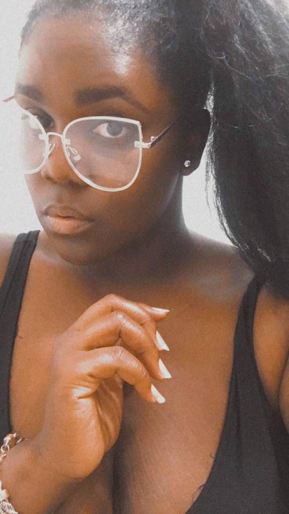 12DC1FB4-3F17-4A32-B9F4-047396EE70DE